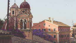 corfu old town buildings citypass 01